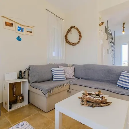 Apartment Nicolo Poseidi, With Private Garden *