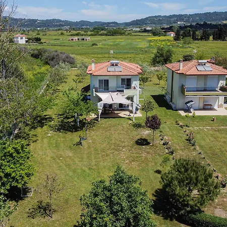 Nicolo Poseidi, With Private Garden Apartment *