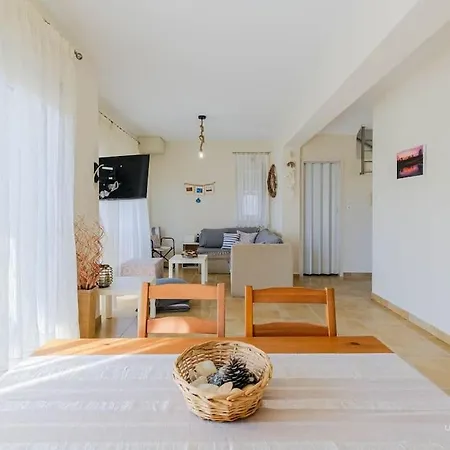 Nicolo Poseidi, With Private Garden *